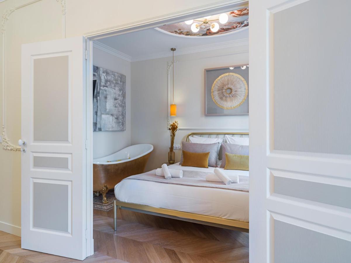 The Gatsby Suite Paris Exterior photo